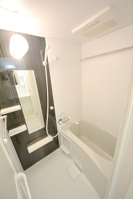 バス・シャワールーム　バスルーム