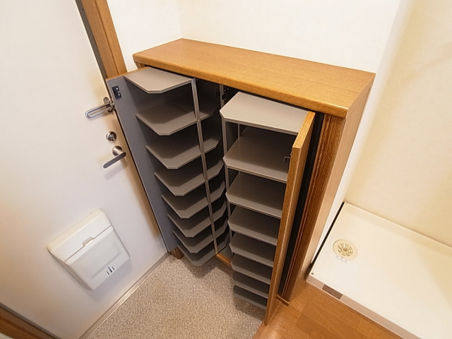 玄関　機能的なシューズＢＯＸ