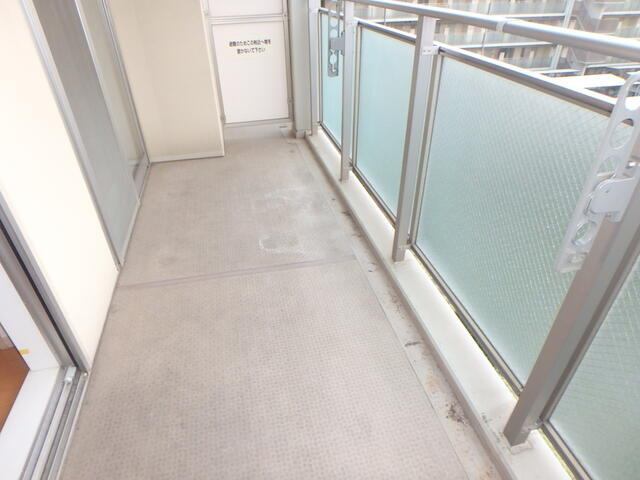 玄関　エアコン完備