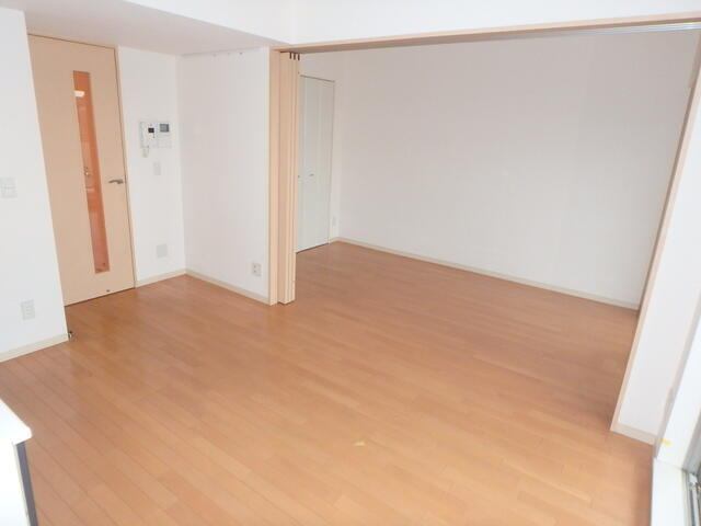 その他　フローリングです！