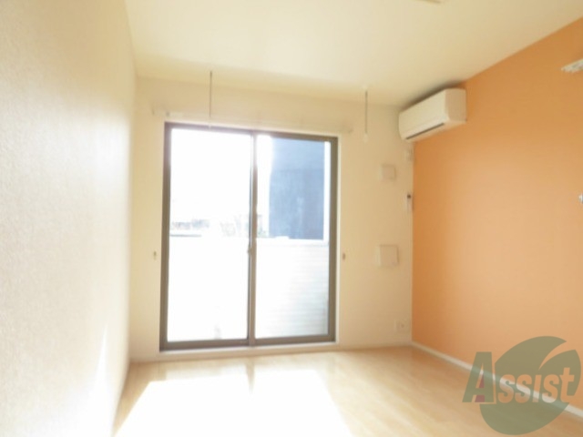 居室・リビング　広くてキレイなＬＤＫが広がっていて、充実した生活が送れそう。