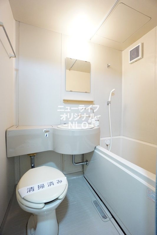 バス・シャワールーム　お掃除が一度で済むので楽です☆