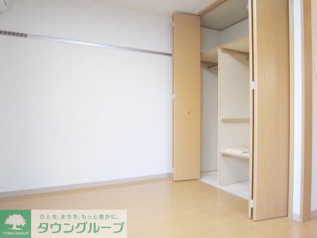 その他部屋・スペース　★洋室6帖・エアコン・床暖房完備★