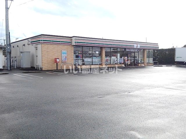 コンビニ　セブンイレブン 八女インター南店（コンビニ）まで1018m