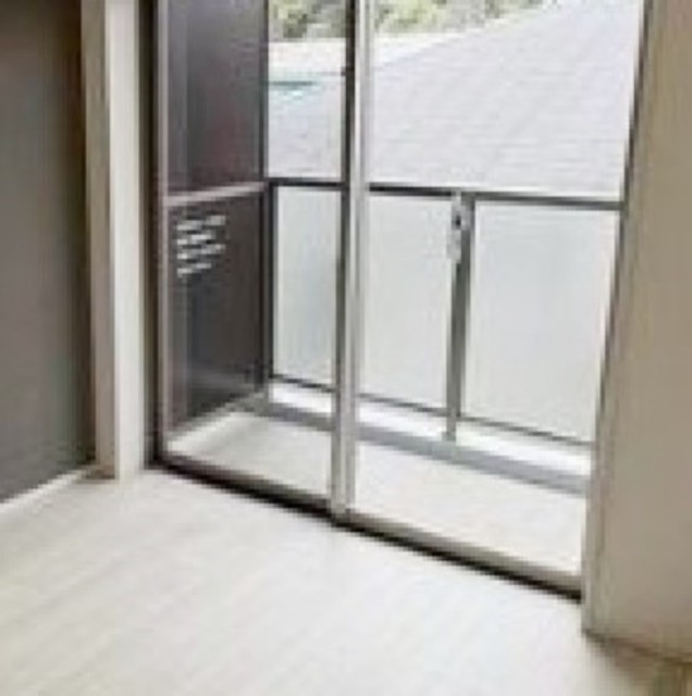 バルコニー　別部屋同仕様タイプ