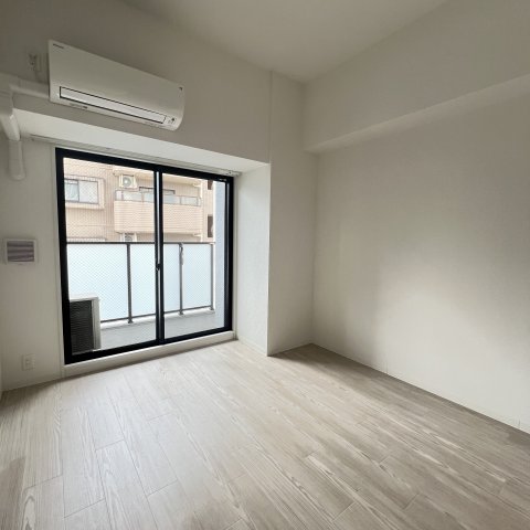 居室・リビング　同仕様タイプです