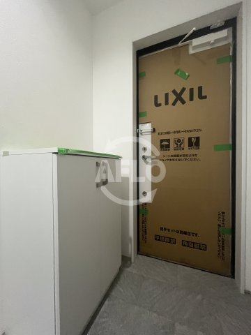 玄関　EIJU加島A　玄関