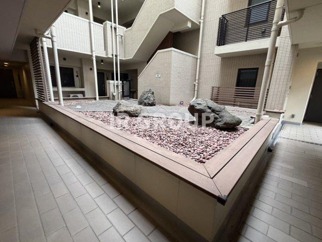 その他設備　食器棚