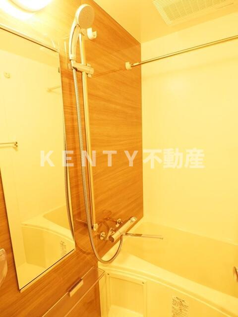 バス・シャワールーム　お風呂です