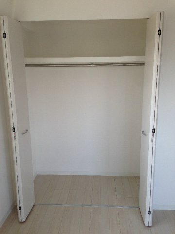 収納　※別部屋の参考写真です。