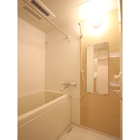 バス・シャワールーム　浴室