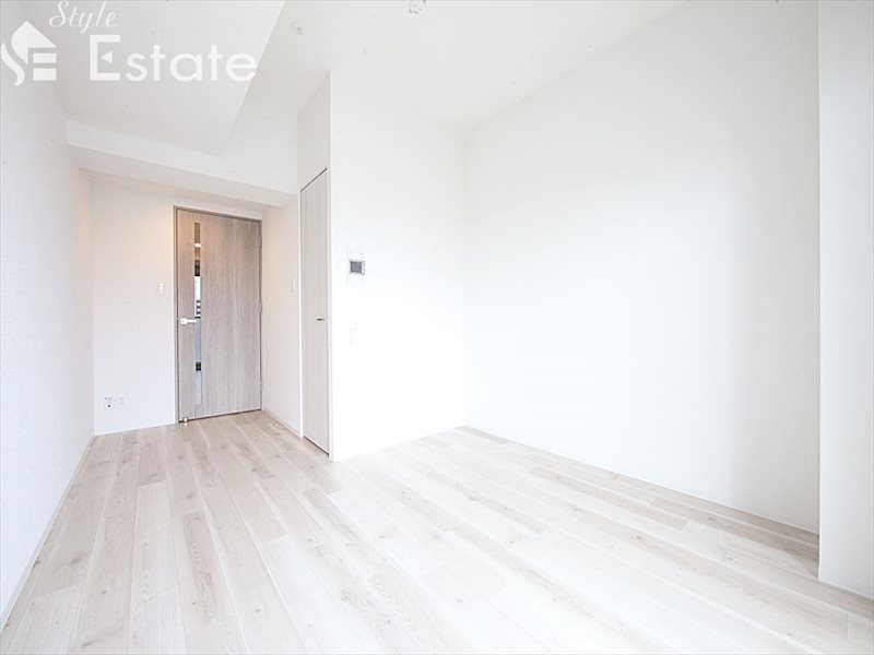 居室・リビング　内装