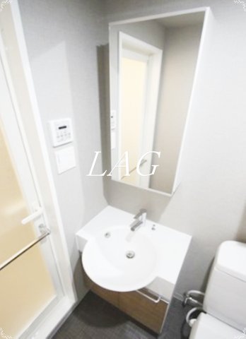 洗面設備　独立洗面台です。