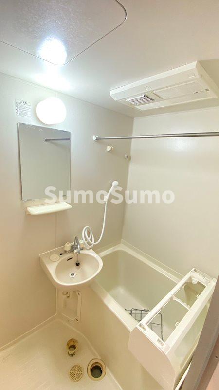 バス・シャワールーム　お風呂です