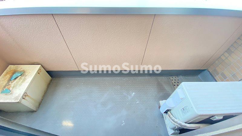 バルコニー　外からの目が気にならないバルコニーで洗濯物が干せます