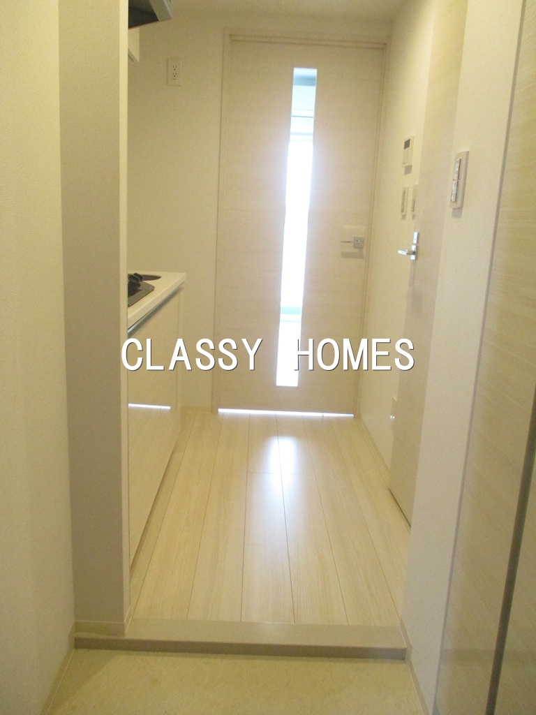 玄関　2019年竣工　リライア大森：玄関