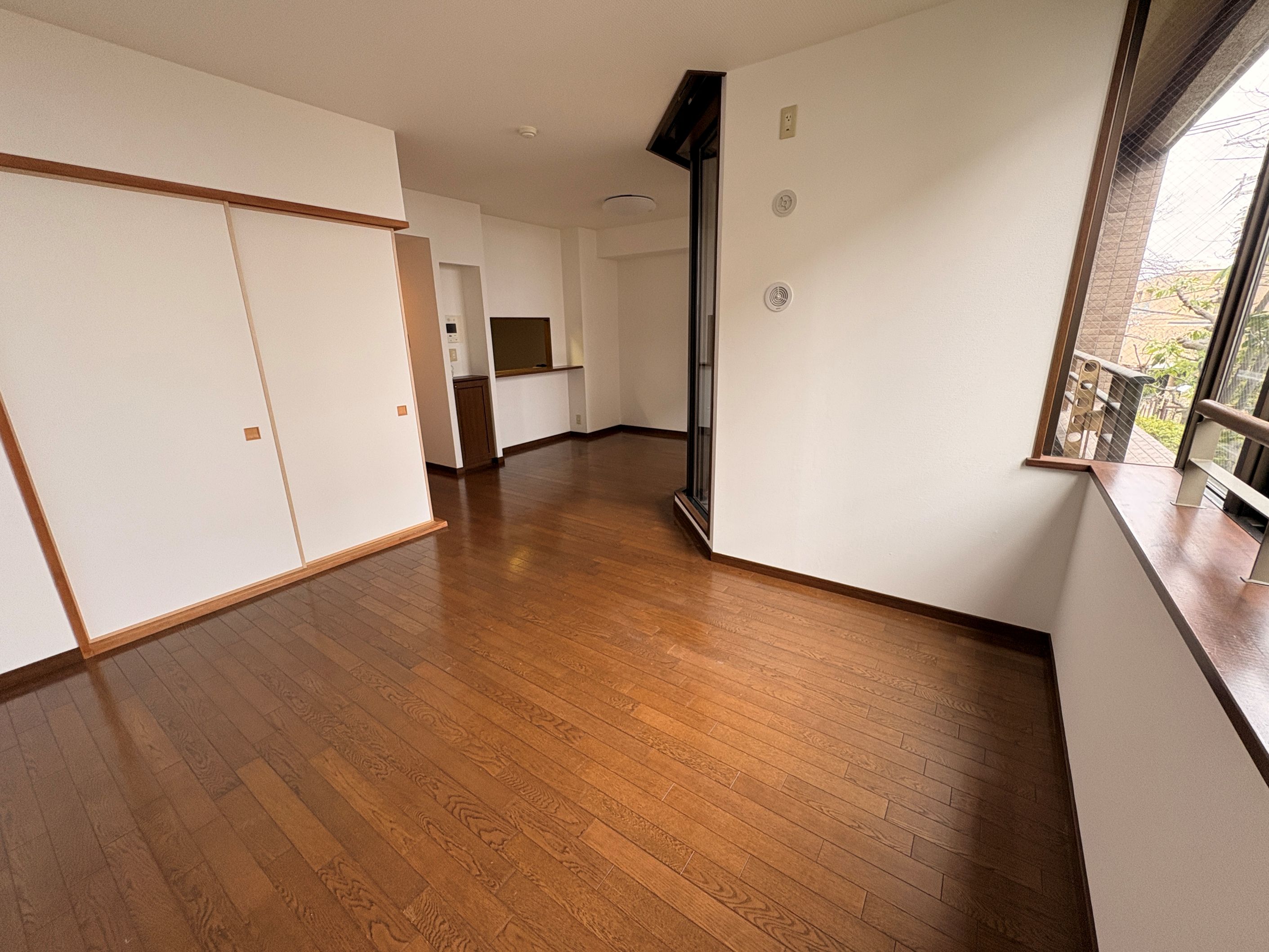 居室・リビング　広さも十分