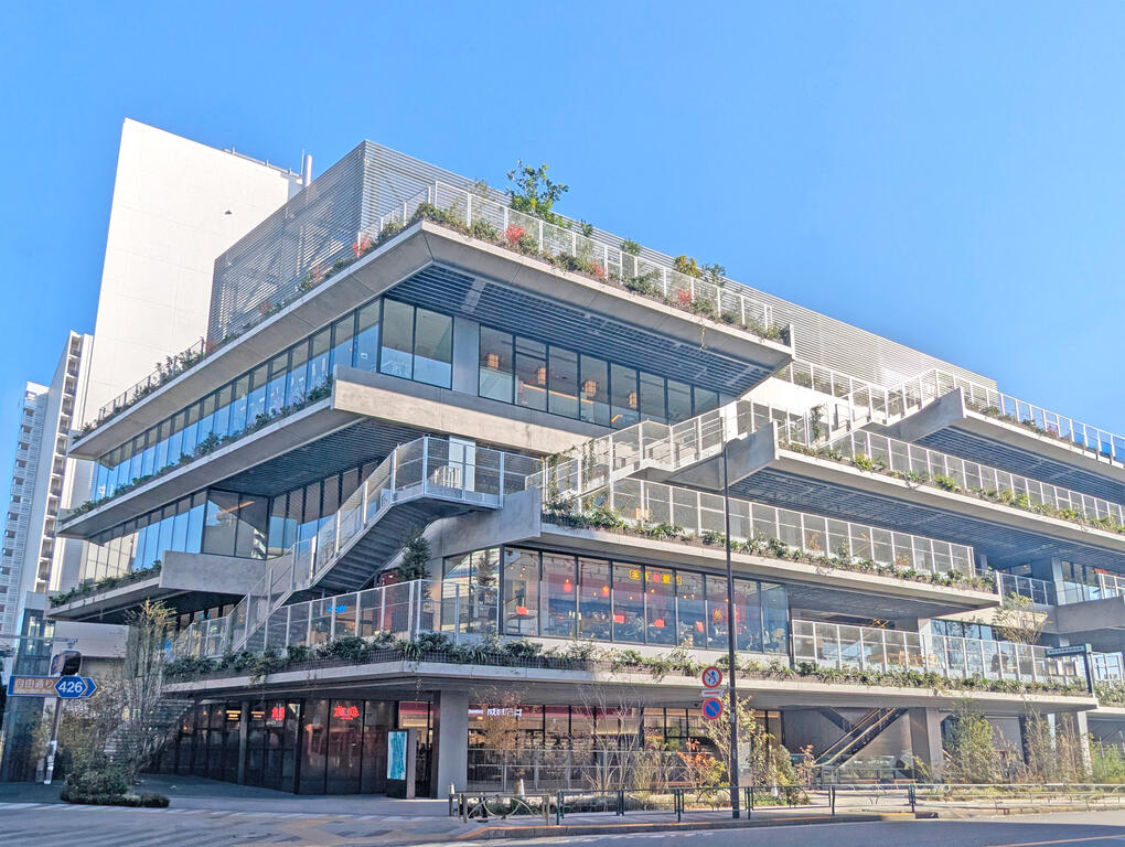 ショッピングセンター　駒沢パーククォーター（ショッピングセンター）まで492m