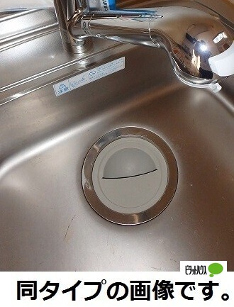 キッチン　同施工会社パース