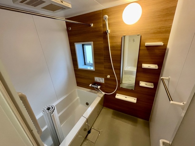 バス・シャワールーム