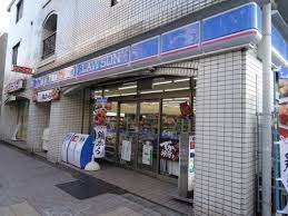 コンビニ　ローソン 百人町二丁目店（コンビニ）まで152m