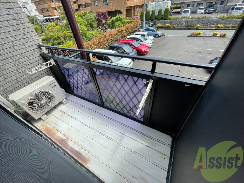 バルコニー　バルコニーはこんな感じです。イメージを掴んでください。