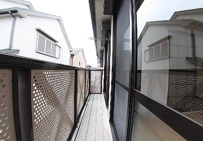 バルコニー　バルコニーがあります