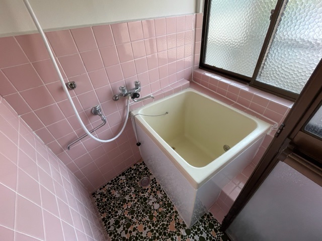 阪急神戸線 芦屋川駅 徒歩3分 5階建 築59年の風呂写真