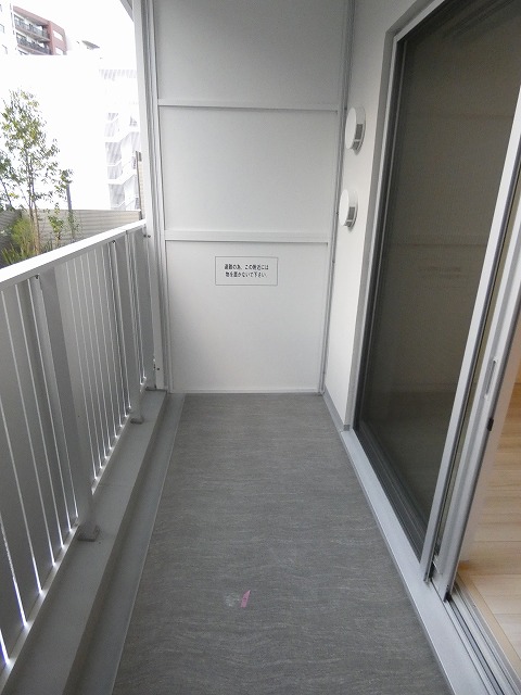 バルコニー　バルコニー