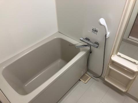 バス・シャワールーム　バス