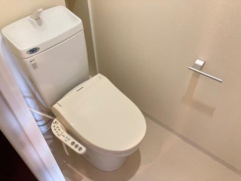 トイレ　シャワー付トイレ