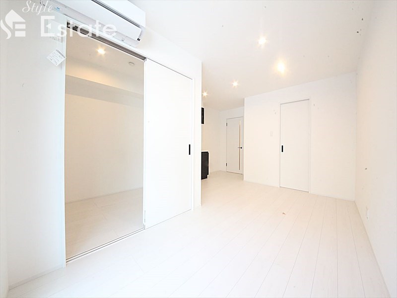 居室・リビング　内装