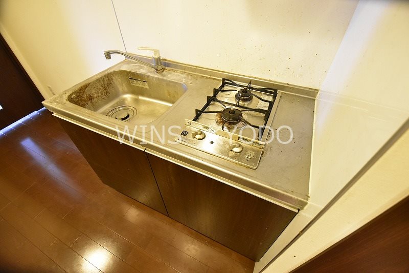 キッチン　クリーニング前です