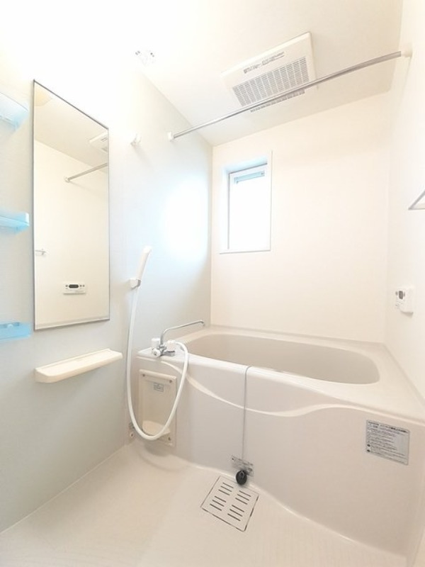 バス・シャワールーム　図面と現状に相違がある場合には現状を優先