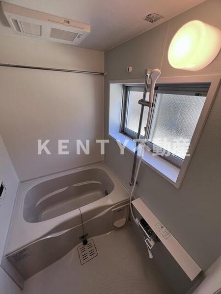 バス・シャワールーム　日々の疲れを癒すお風呂付です