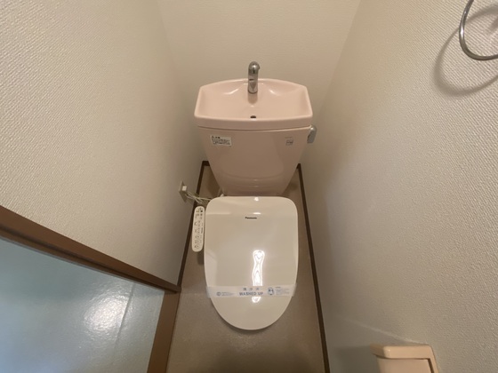 トイレ　※別部屋の写真です