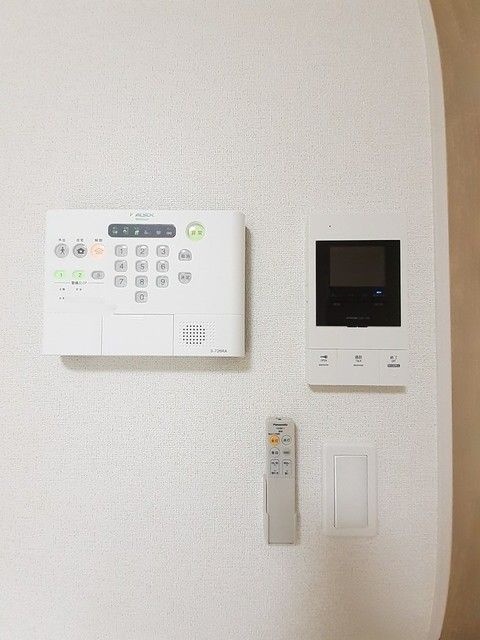 セキュリティ　ホームセキュリティ・TVモニター付きインターホン