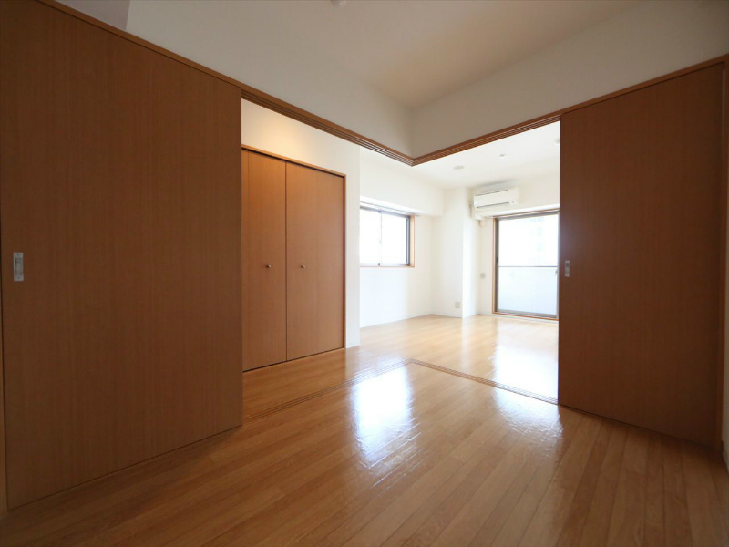 その他部屋・スペース　ＬＤＫ13.2帖　洋室4帖　つなげても使えます