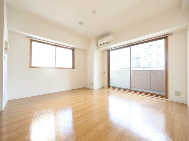 バルコニー　ＬＤＫ13.2帖　2面採光　エアコン完備　バルコニー