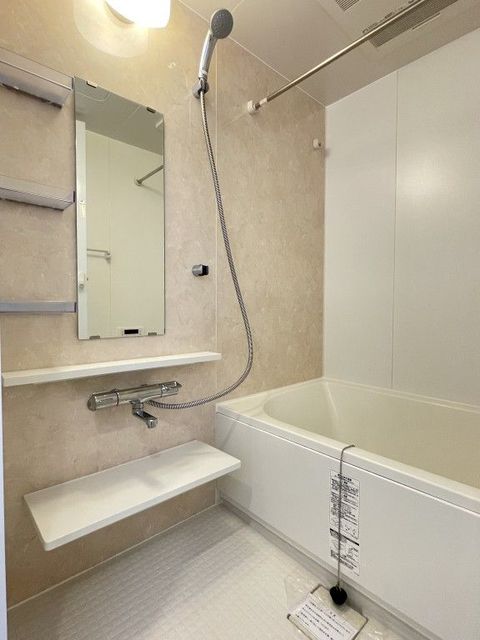 バス・シャワールーム