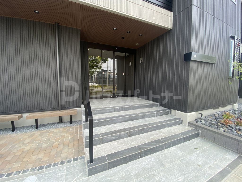 エントランス　エントランス