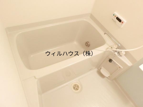 バス・シャワールーム　大型浴槽！