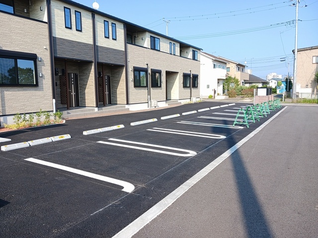 駐車場　駐車場