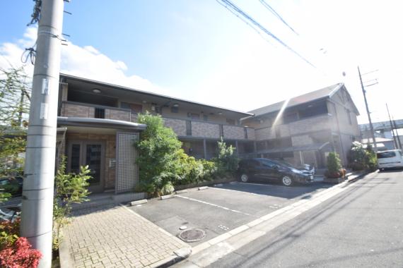 建物外観　オシャレな外観が特徴です。