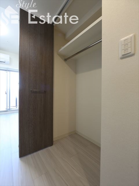 収納　クローゼット
