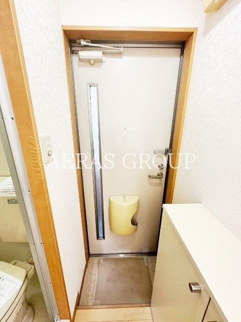玄関　同仕様タイプ