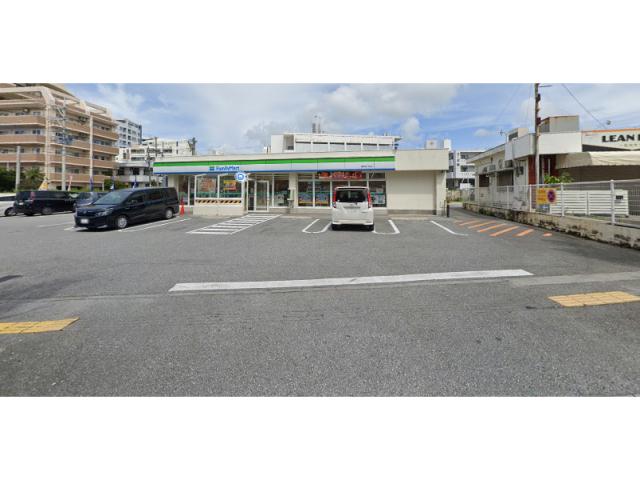 コンビニ　ファミリーマート宮城五丁目店（コンビニ）まで247m