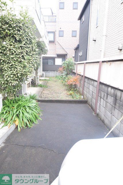 エントランス　★バルコニー付きです★