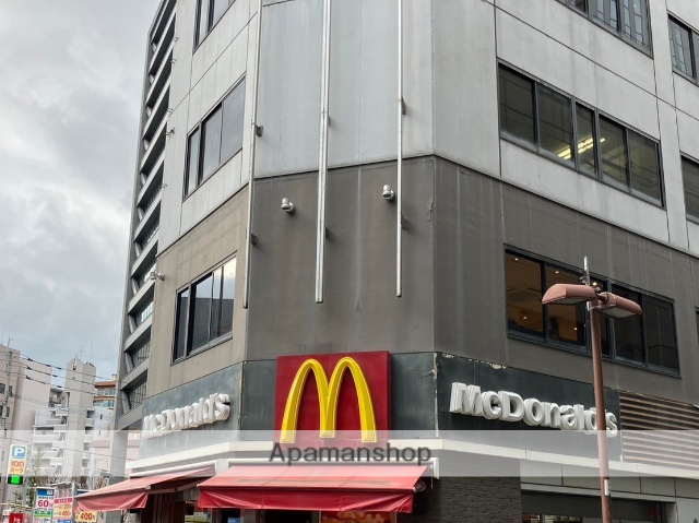 飲食店　★マクドナルド薬院駅前店（飲食店）まで282m