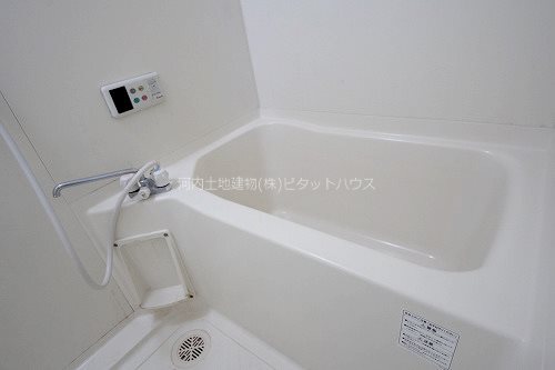 バス・シャワールーム　浴室（類似室内）